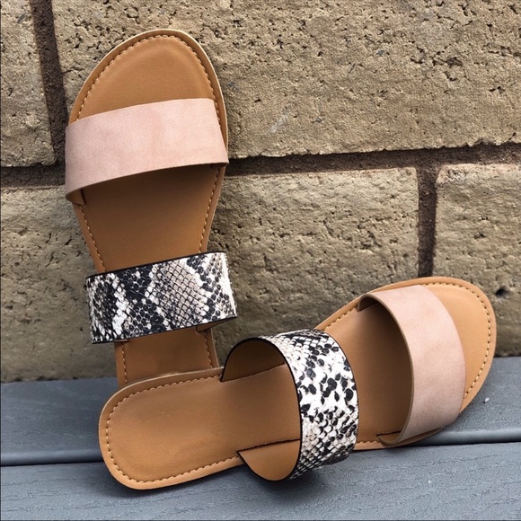 🌸Snake Print Sandals - Picture 4 of 8